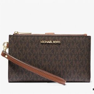 Michael Kors DoubleZip
Wallet Wristlet